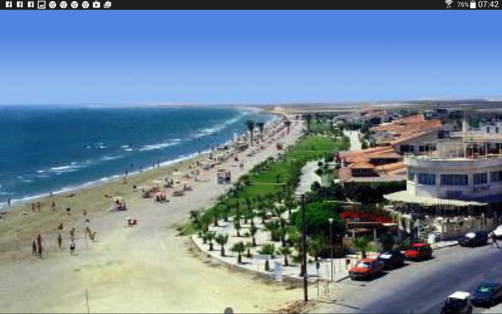 Panikos Beach Apartment I Larnaca Dış mekan fotoğraf