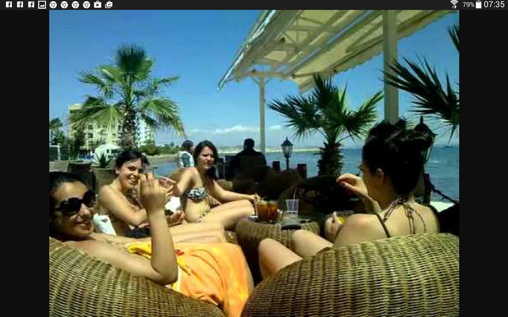 Panikos Beach Apartment I Larnaca Dış mekan fotoğraf