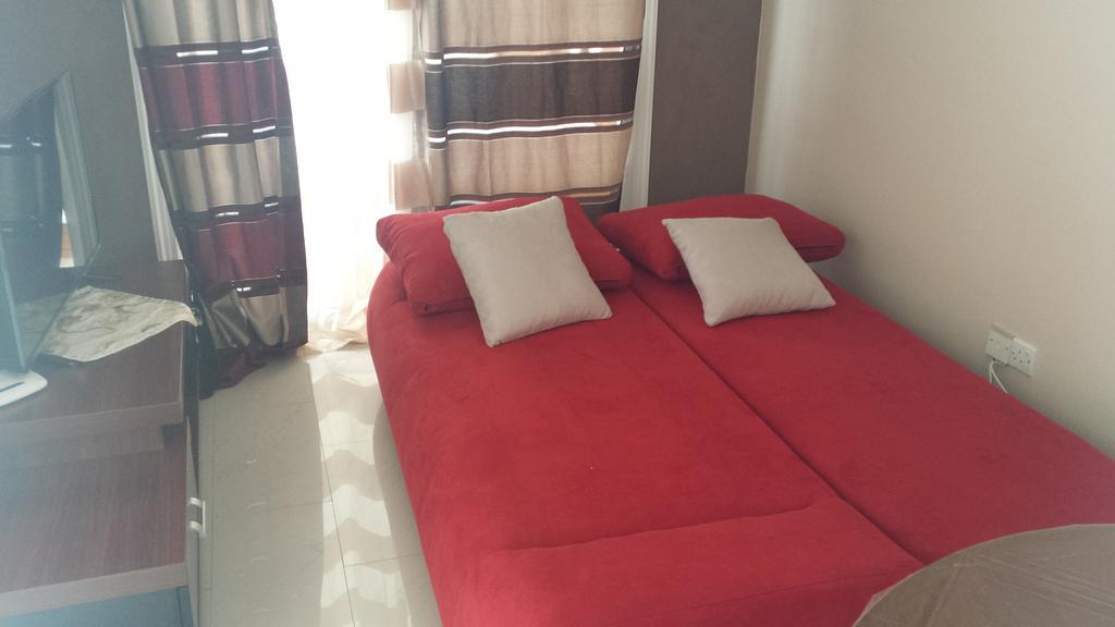 Panikos Beach Apartment I Larnaca Dış mekan fotoğraf