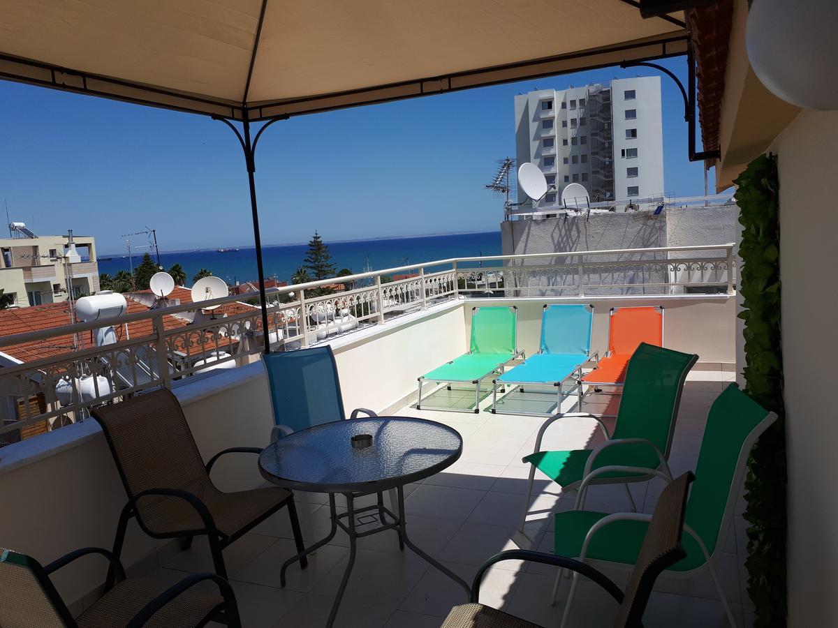 Panikos Beach Apartment I Larnaca Dış mekan fotoğraf